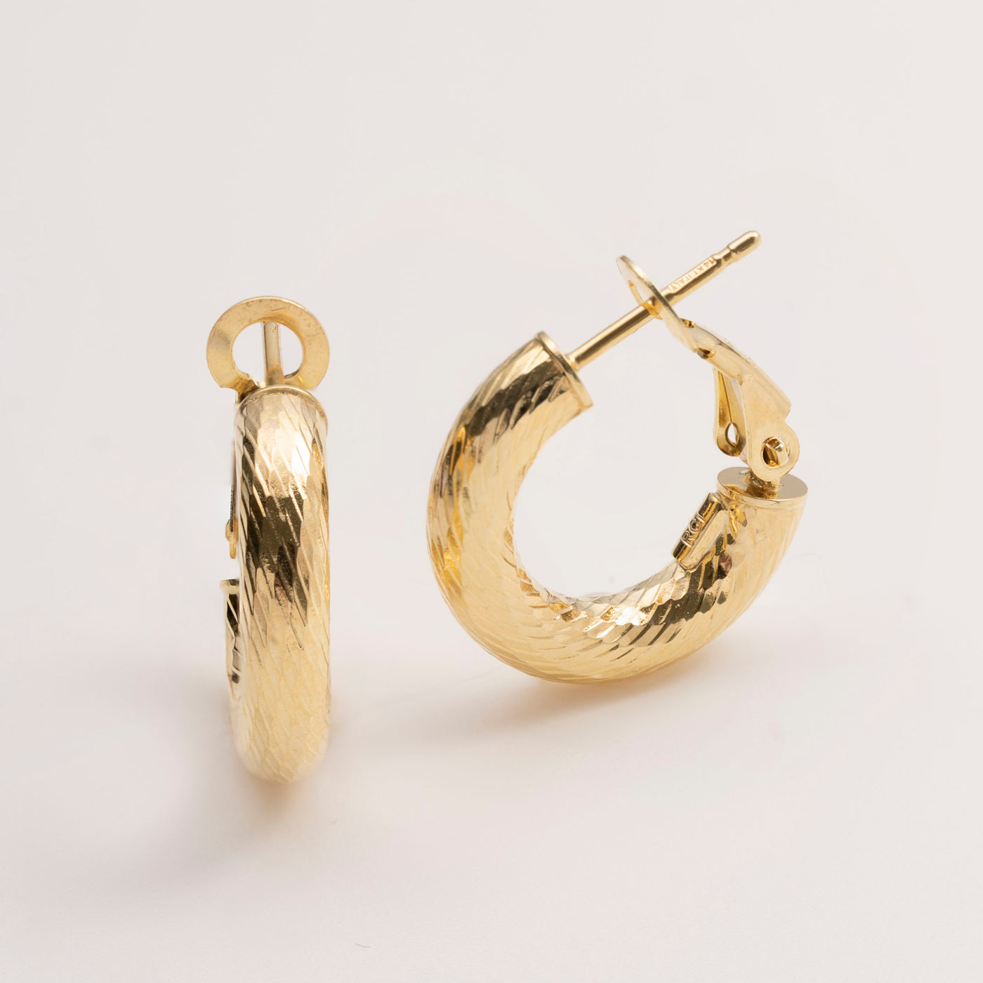 3/4" Diamond-Cut Hoop Earrings 14K Yellow Gold