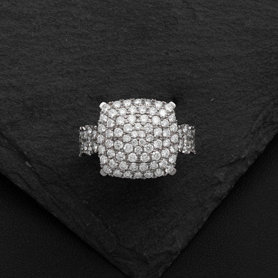 Cushion-Shaped Diamond Ring 4.38ct 14K White Gold