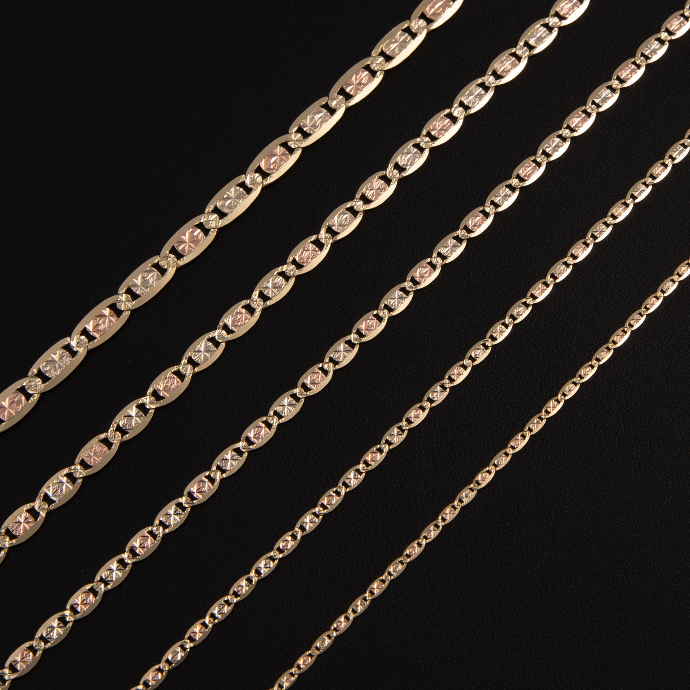 Women's Valentino Link Chain Necklace 14K Tri-Color Gold